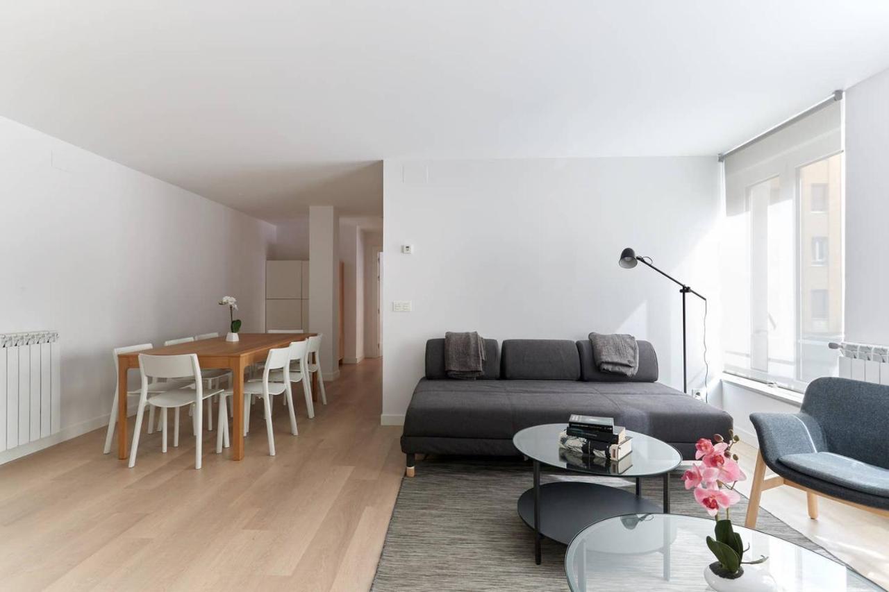 Bergamin By Clabao Appartement Pamplona Buitenkant foto