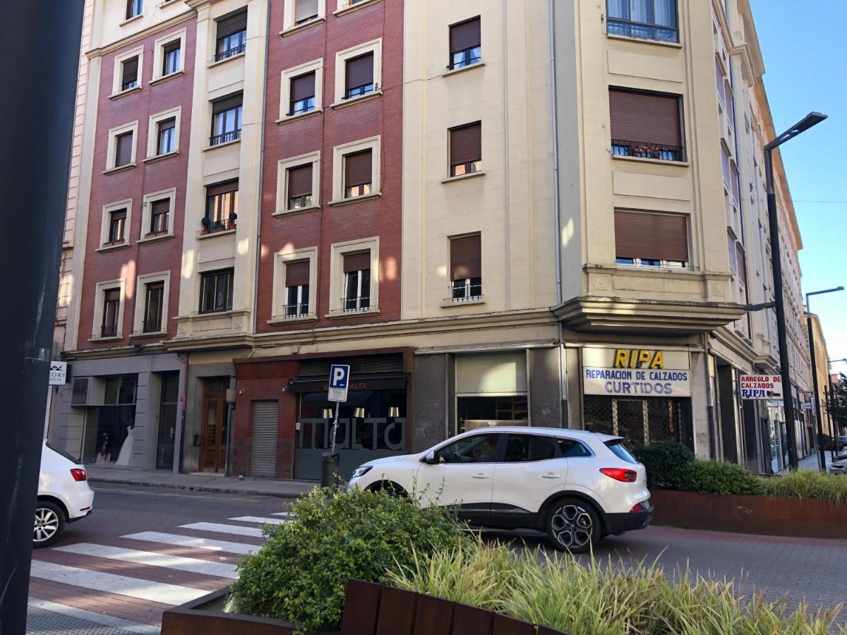 Bergamin By Clabao Appartement Pamplona Buitenkant foto